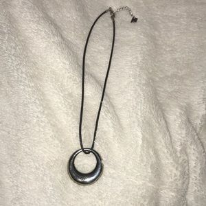 🗻Circle pendant necklace